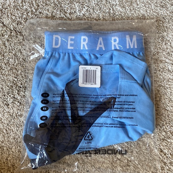 NEW Under Armour Women’s Play Up Shorts 3.0 Horizon Blue/Midnight Navy. Small. - Picture 7 of 8